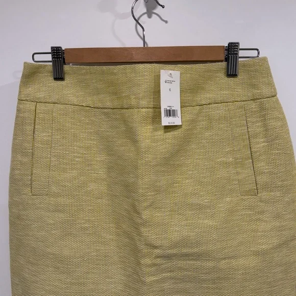 Banana Republic Lemon Yellow Pencil Skirt - Picture 2 of 8